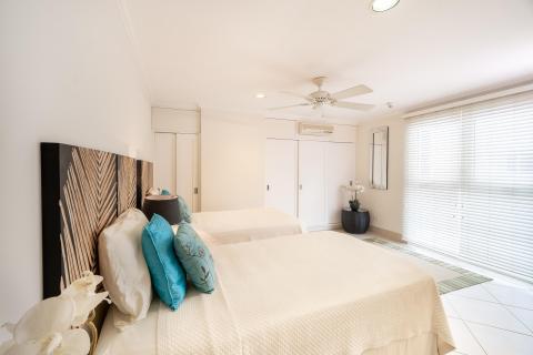 Palm Beach, Unit 206 Condominium/Apartment For Rent in Barbados