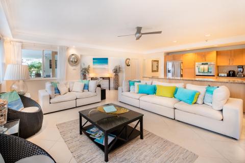 Palm Beach, Unit 206 Condominium/Apartment For Rent in Barbados