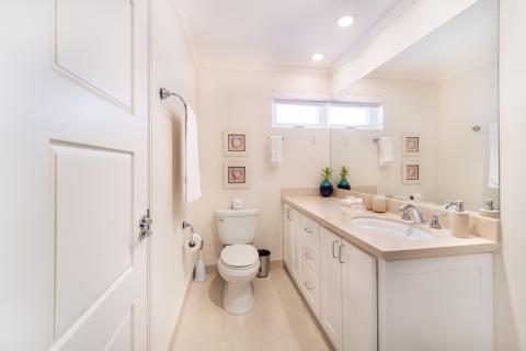 Palm Beach, Unit 311 Condominium/Apartment For Rent in Barbados