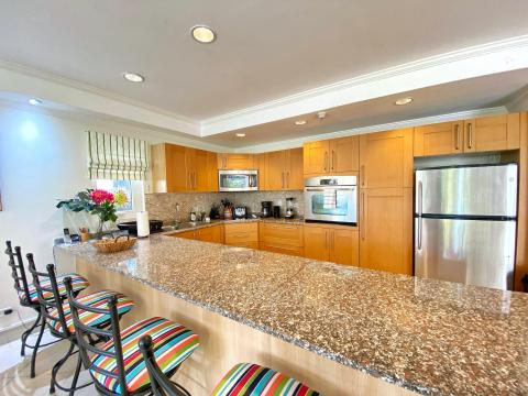 Palm Beach 211 Barbados Beachfront Vacation Condo Rental Fully Equipped Kitchen