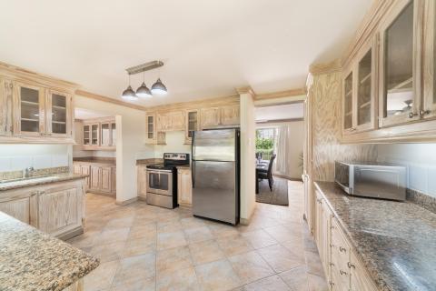 149 Salters Road Barbados Holiday Rental Sandy Lane Barbados Kitchen with Stainless Steel Appliances