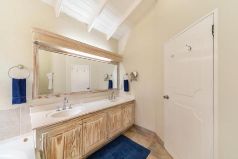 149 Salters Road Barbados Holiday Rental Sandy Lane Barbados Master Bathroom Vanity
